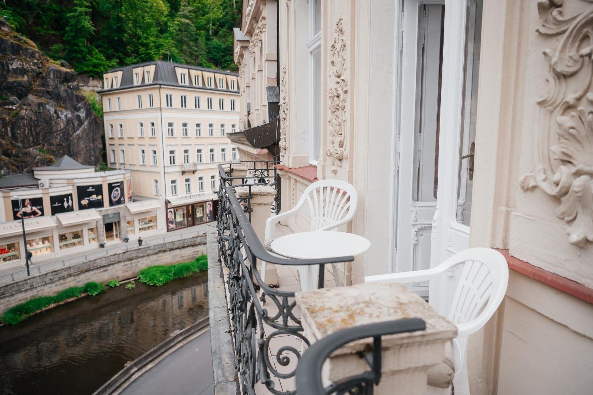 Alisa Hotel Karlovy Vary Eksteriør billede