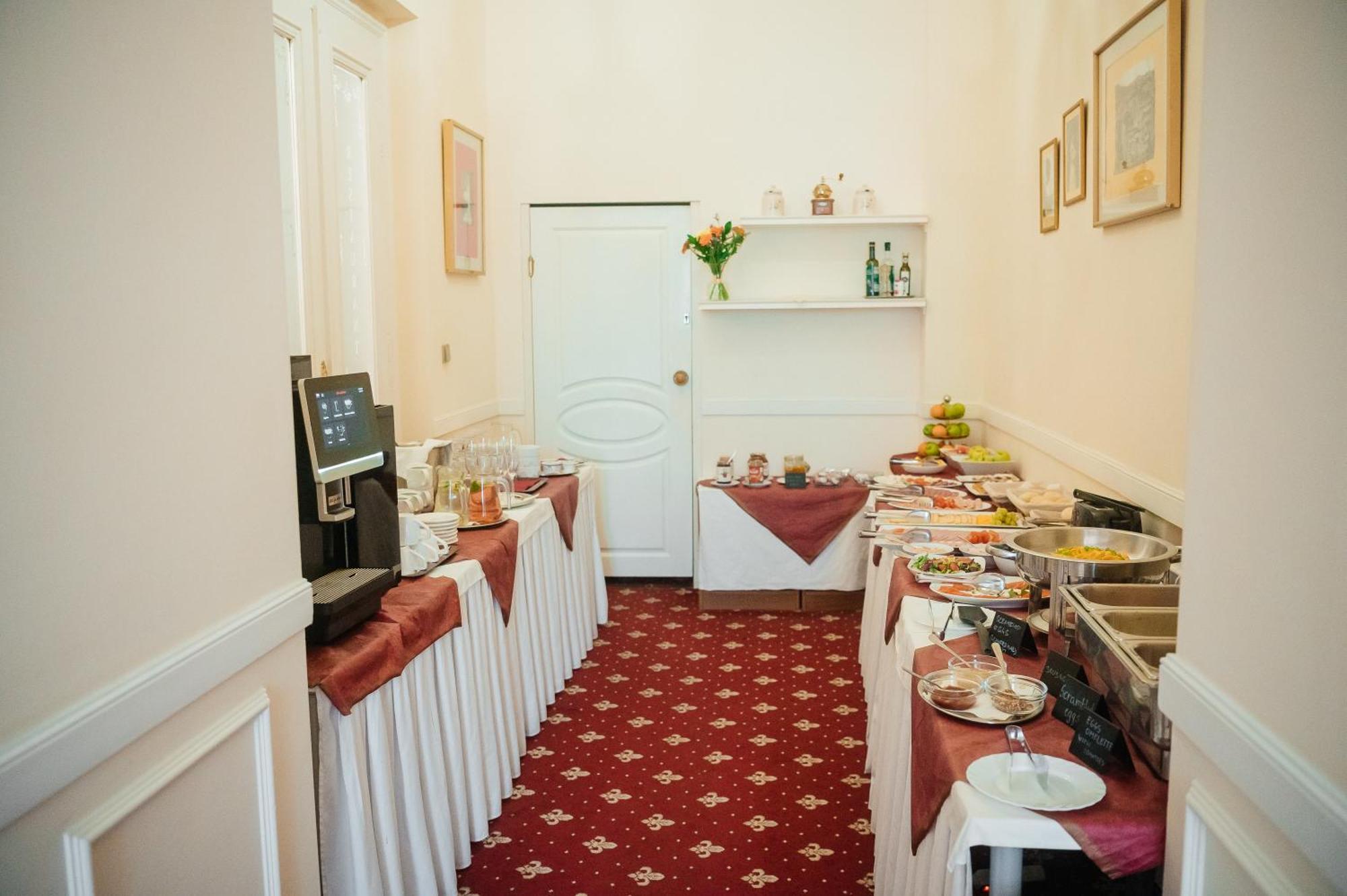 Alisa Hotel Karlovy Vary Eksteriør billede
