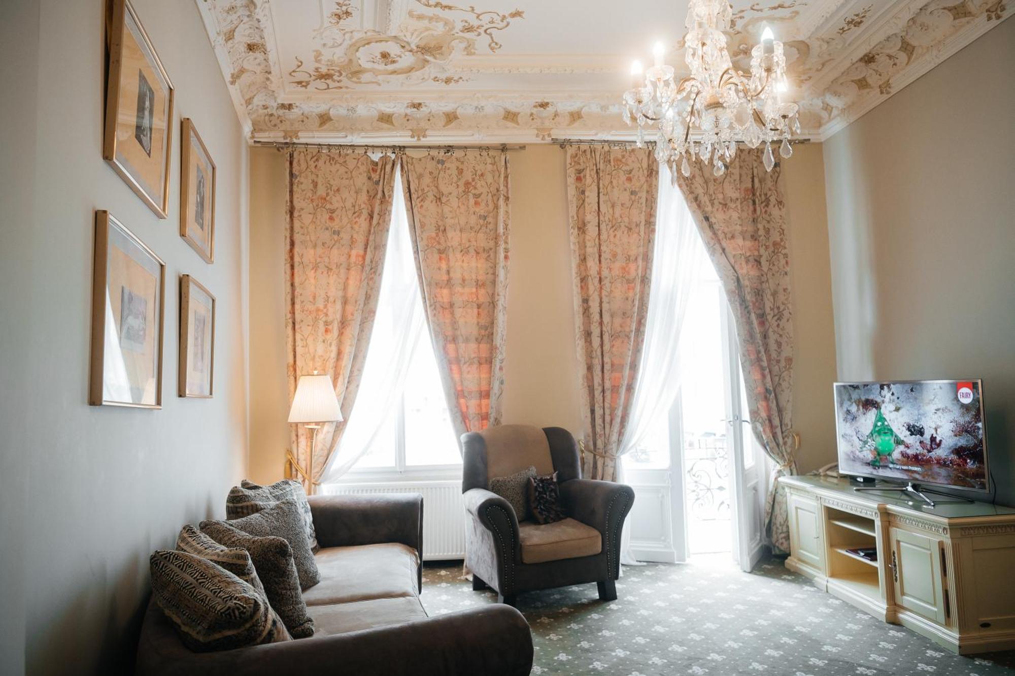 Alisa Hotel Karlovy Vary Eksteriør billede