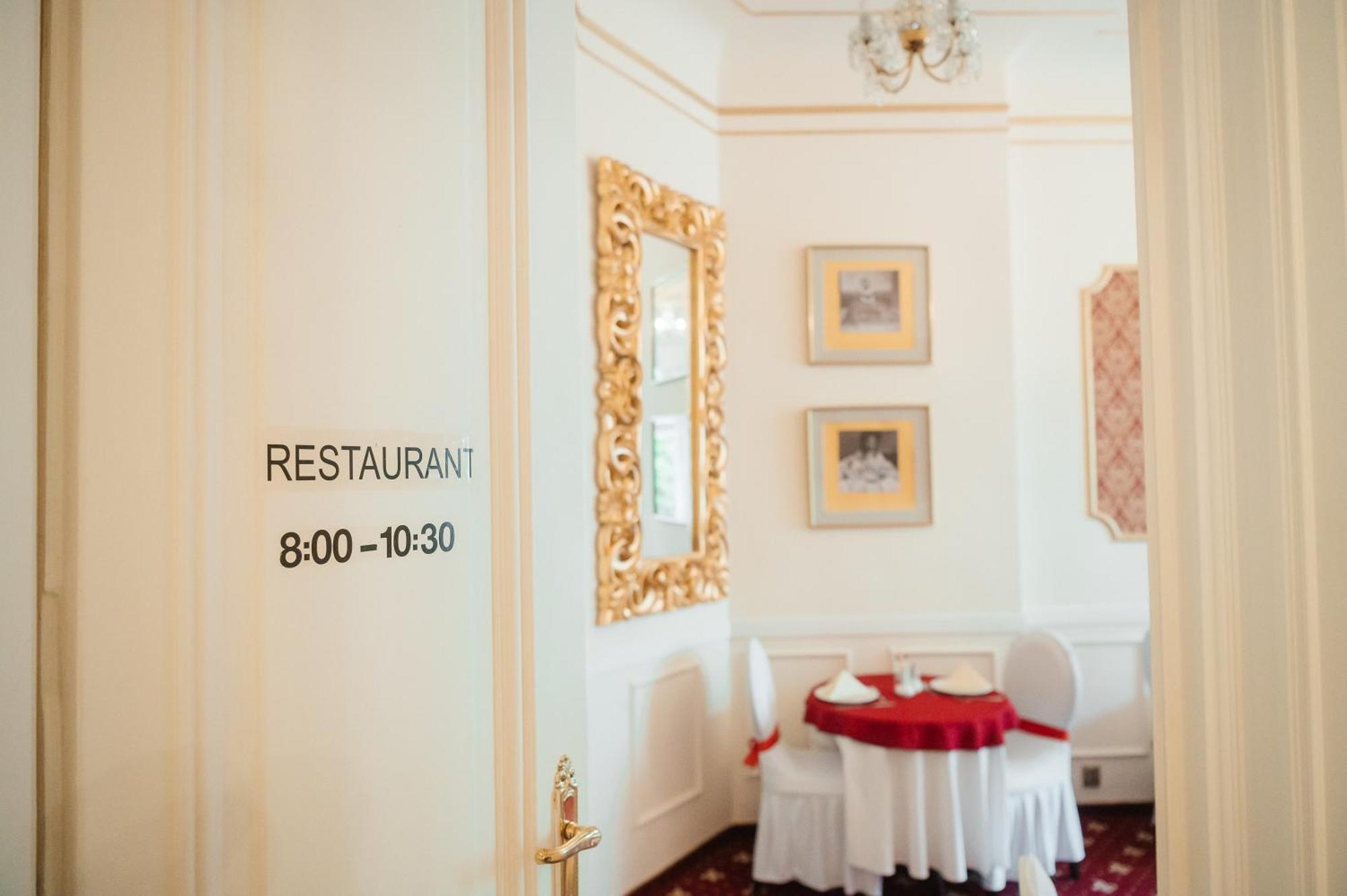 Alisa Hotel Karlovy Vary Eksteriør billede