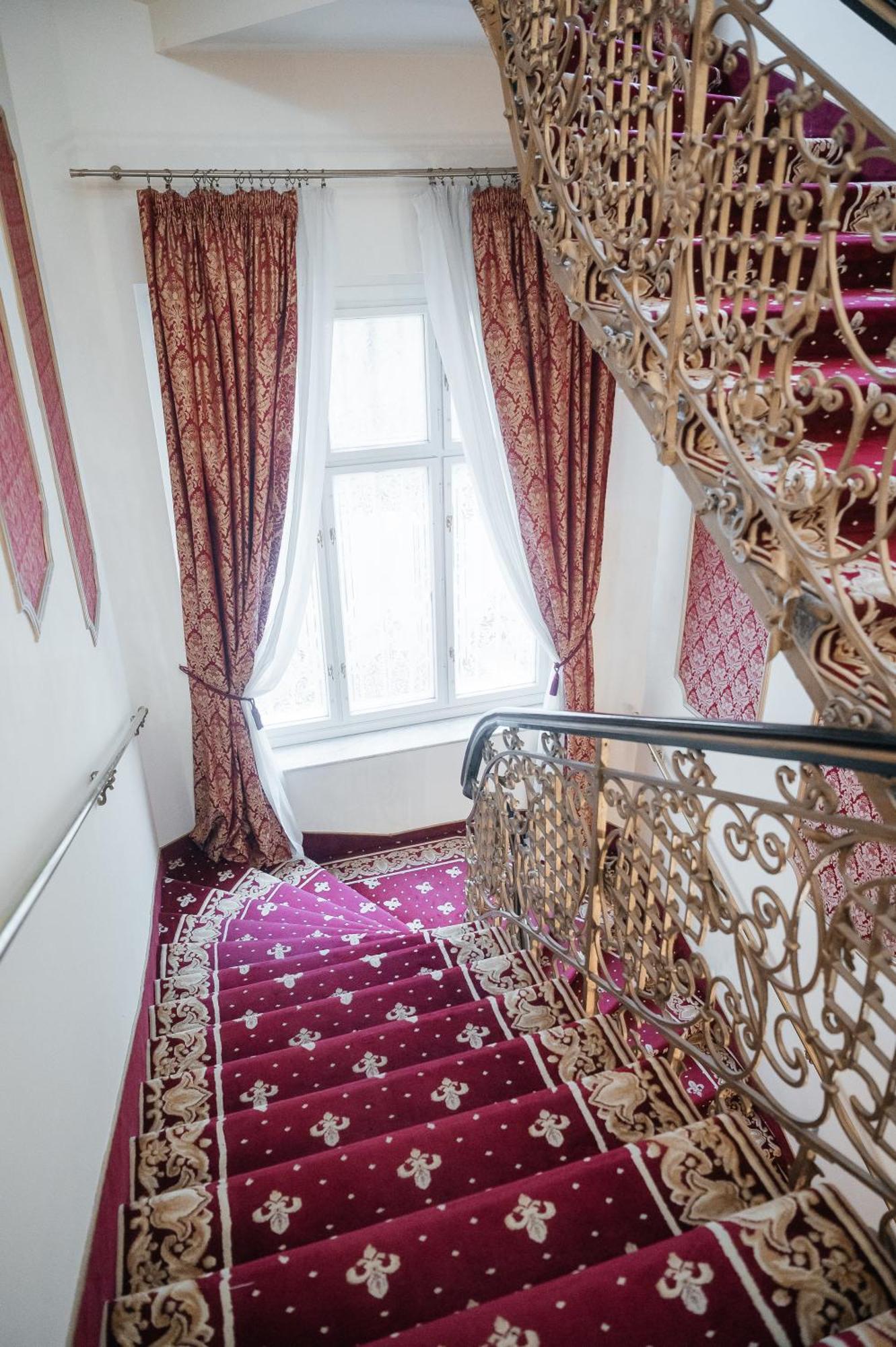 Alisa Hotel Karlovy Vary Eksteriør billede